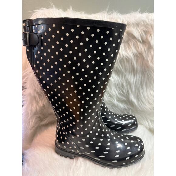 Torrid 9WW Wide Width Black/White Polka Dot Rubber Rainboots Knee Rain Boots New - Picture 1 of 4